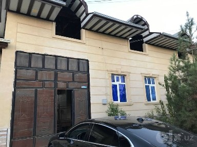 Гулистон, бобо чойхона тарафда 4 сотих ховли ичидаги хамма на сотилади