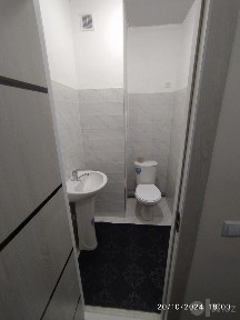 Sroshniga 2 xonali uy ijaraga beriladi oila va qizlarga