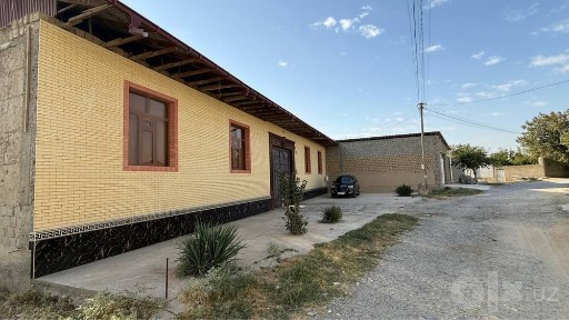 Hovli Sotiladi Kadastr Hujjatlari Mavjud
