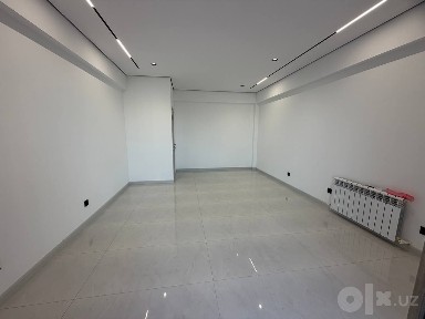 Продается нежилое помещение, ориентир: автосалон Lepmotors, 155м²