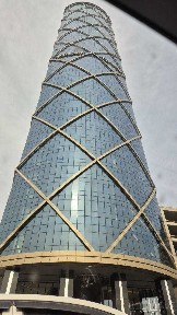 Piramit Tower Продается 2 комнатная квартира коробка Текстильный мост