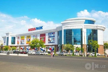 Сдам помещение 920м2 в престижной локации ТРЦ Караташ Ташкент сити RR