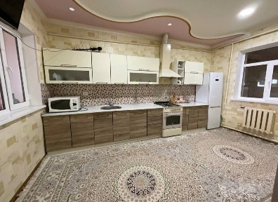 Толық ремонтланған 8 сотоклы жер жай сатылады