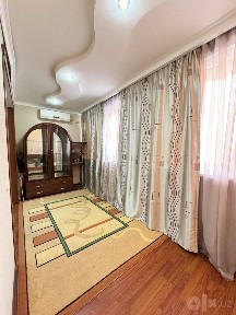 Продаётся 3-х комнатная квартира Ориентир: Голубые Купола, Выставочны