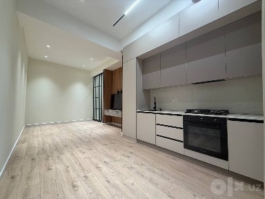 2-комнатная с авторским ремонтом в Parkent Avenue