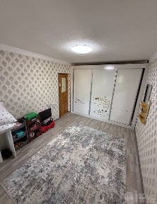 1 хонали сотилади, массив Ялангач ор-р. Японская школа !