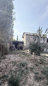 Nazarbek tekstil Dachada 3sotix uy sotiladi