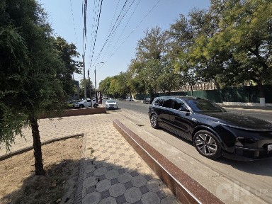 Продаётся земля под нежилое помешения Мирзо-Улугбекский р-н Циолковск