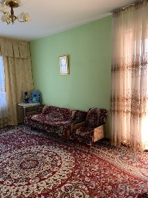 Урганч шахрида 2 хонали 3 хона килинган кв уй жихозлари билан сотилади