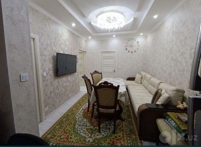 Чиланзар 3 Торговый Центр Продам 3/3/4 балкон 1,5/3 С Мебелью