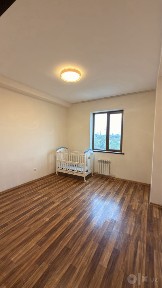 Продаетсяя 2 х комеатная квартира в Алмазарском районе. - Каланова