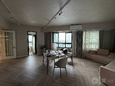 Akay City Продается 5 комнатная квартира ремонт Пентхаус ул К. Ниязова