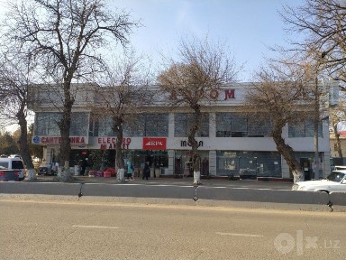 Аренда магазина по центральной дороге на Горпарке