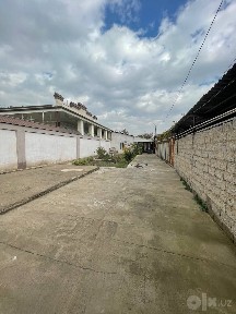 Срочно, ховли 4.7 сотх сотилади. Нархи яна келишилади