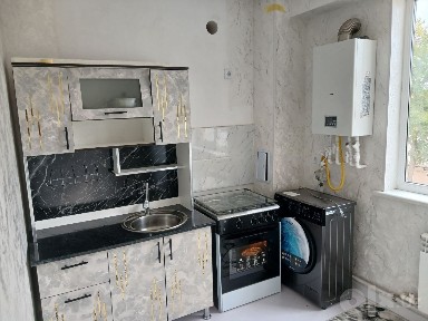 Park yonida suvon kafe qarsgisida ijaraga beriladi