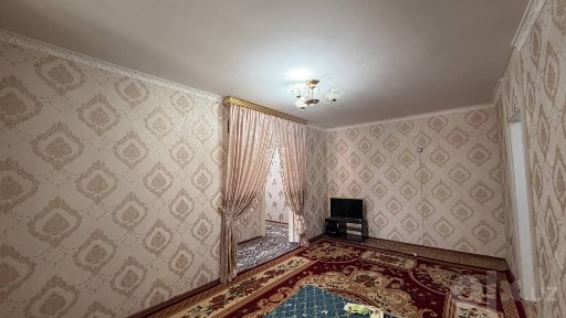 Zudlik bilan fargona shaxar frunze masifda 2xonali kv ijaraga beriladi