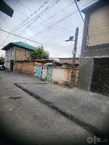 Уй сотилади хавли 4.тахонадан. иборад
