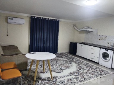 Arendaga studio kvartira, Rayon Yangi Xayot, Sputnik, Poliklinika