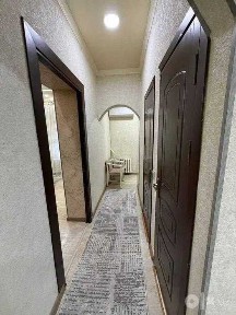 Второй этаж, высокие потолки - квартира 60 м² на Саид Барака'