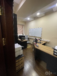 Офис 250 м2 в бизнес центре. Бабура.