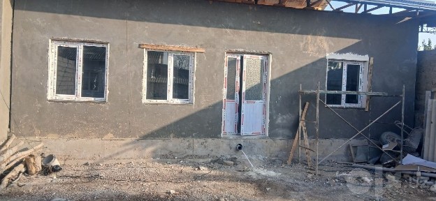 Орта чирчик корасувда 1.7 сотих каропка холатда 3 хона уй