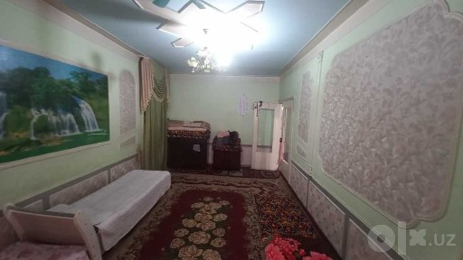Ko'p qavatli uydagi xonadon