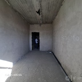 Тезда Ш-1 Шаркда 1хона 5этаж кирпичный квартира сотилади