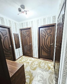 Чиланзар 2. Кирпич 3 комнатная.