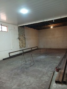 Ижарага берилади складми автосервисми килса булади