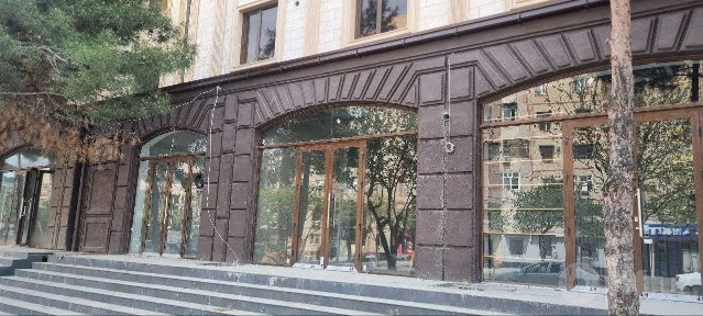 Продам комерческое помещение на первой линии!