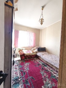 Срочно! 58-м². 3х комн. Куйлюк 5 массив ! Не торец. 500- метров метро.