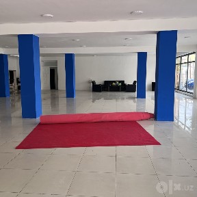 Арендага жой магазинга автосалонга