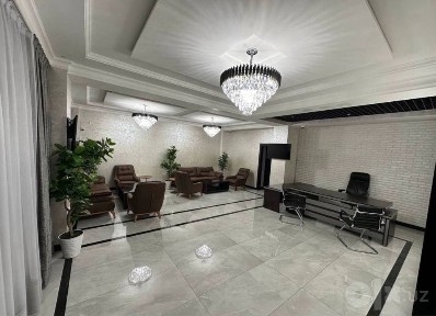 Аренда офис улица Шота Руставели 140м2