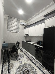 Сдаётся 1 комнатная квартира на 3 этаже в Самарканде.