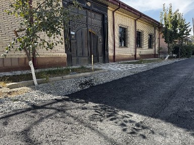 Жомбой центрда ховли сотилади