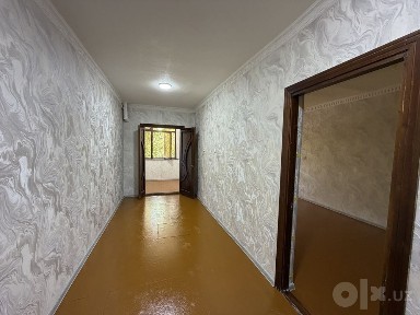 Qiziltepa shaxar 70 kvadratli dom ( guliston ko'chasi )