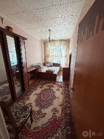 ЮНУСАБАД-15 КВАРТАЛ Метро! 2х ком/ 3этаж/4 Балкон 1,5*6. 50м²