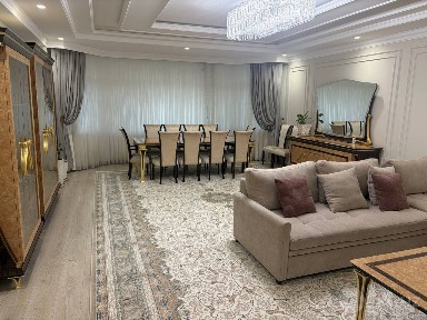 5-комнатная квартира 200 м², Мирзо-Улугбекский район, 3 этаж