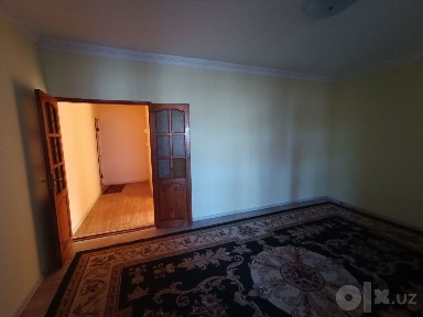 1 хонали кв сотилади 2 хонали килинган 2 каватда