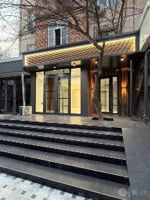 Чиланзар 11 Квартал Первая Линя Продается Нежилой