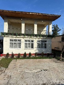 Просторная дача 9,2 сотки: газ, бассейны, 3 дома