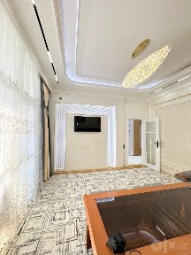 Buxara citydan 2 xonali kvartira sotiladi 64900$