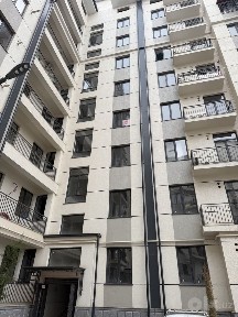 Dom sotiladi 53500$