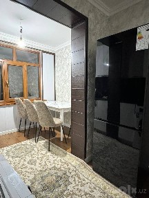 Чирчик шахри тройскида таййор йевро ремонт уй