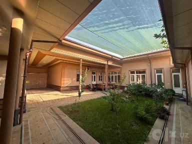 Zamonaviy tayyor yashashli uchaska