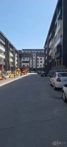 1-этажда 3 хона 63 кв метр квартира сотилади. Хужжати нотариусга тайер.