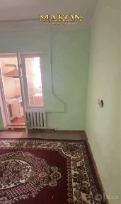 6 метрли балконга эга 2 хонали килинган квартира тезда сотилади