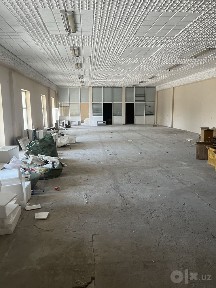 Arendaga joy shahar ichida jomiy bozor yaqinida 300 kv