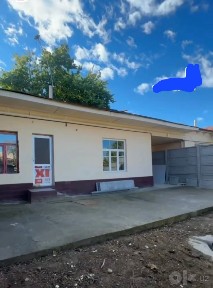 Keles sanatoriyada 2 sotix 2 xona uy bn