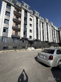 Супер Бам 80 квадрат 3 хоналик Навастройка Сотилади 1 этаж